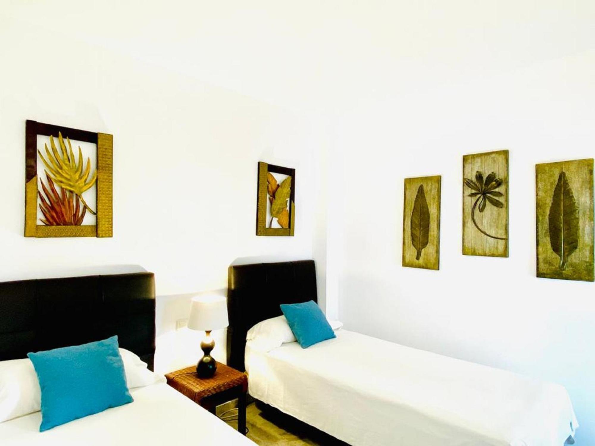 Los Naranjos Close To Puerto Banus Marbella Exterior photo